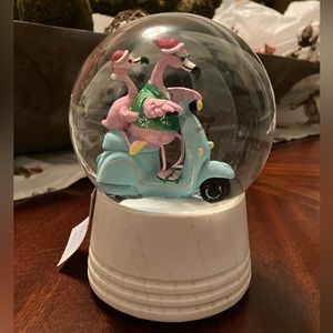 Flamingo Beach Themed Musical Snow Globe NWT